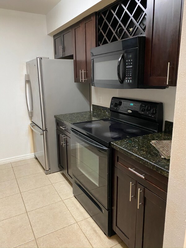 Primary Photo - 2622 NW 33rd St