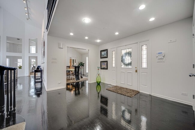 Building Photo - 150 Heathrow Ct