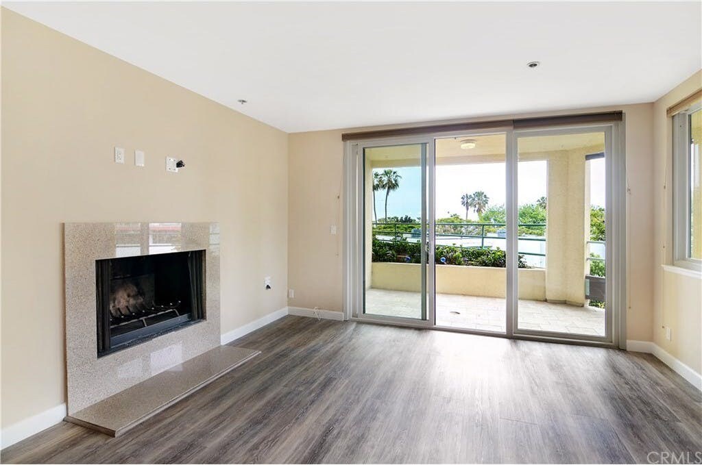 520 The Village, Redondo Beach, CA 90277 Condo for Rent in Redondo