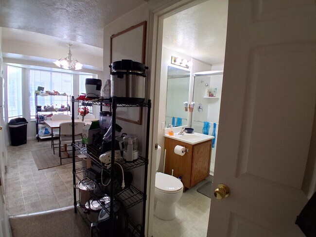 Foto del edificio - 565 N 300 E