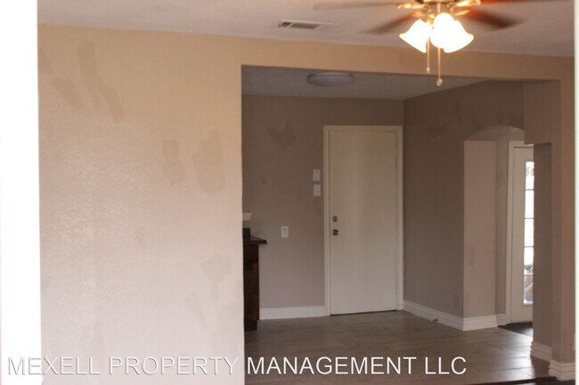 Building Photo - 2 br, 1 bath House - 605 E MILLER RD