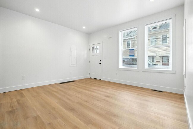 Foto del edificio - Downtown Sharpsburg New Remodel - 3 Bed, 2...