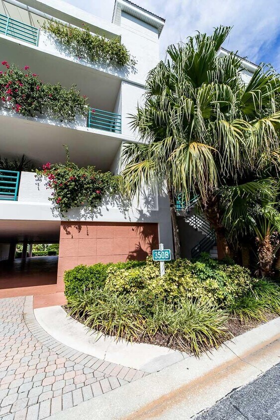 350 Gulf of Mexico Dr Unit 216, Longboat Key, FL 34228 Condo for Rent