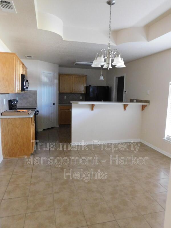 Building Photo - 702 Aries Dr