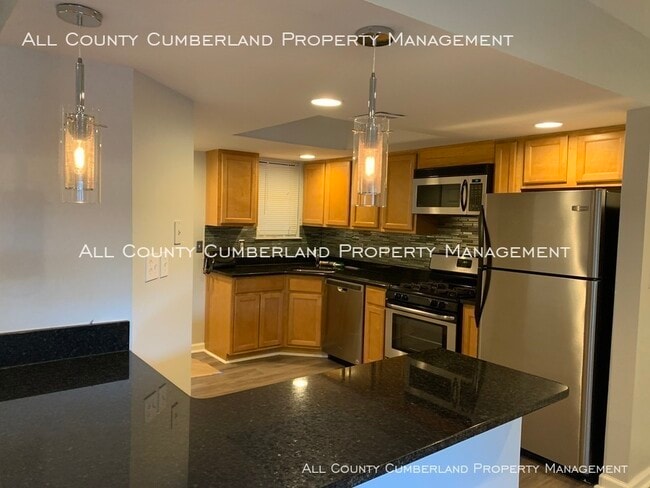 Building Photo - 2017 Powers Ferry Trce SE