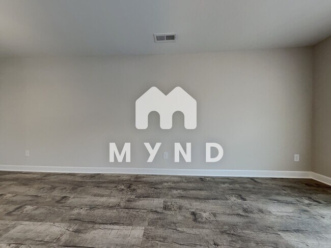 Foto del edificio - 153 McKinnon Ave NE
