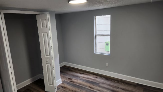 Building Photo - 1246 Oakley St