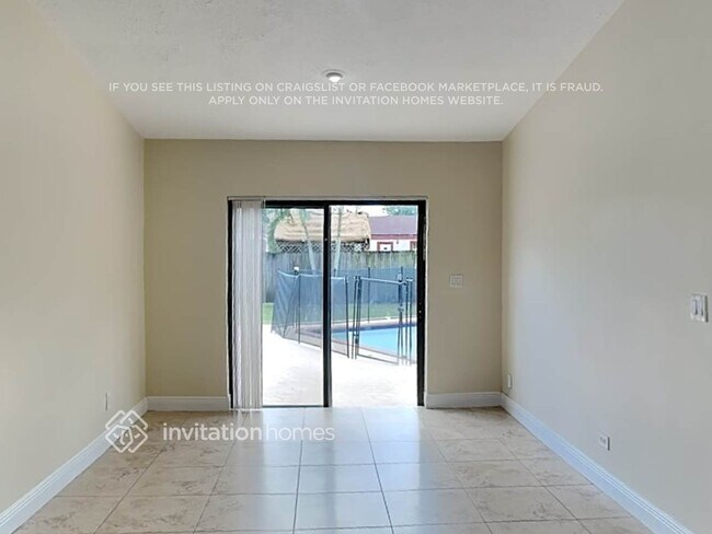 Foto del edificio - 14730 SW 158th St