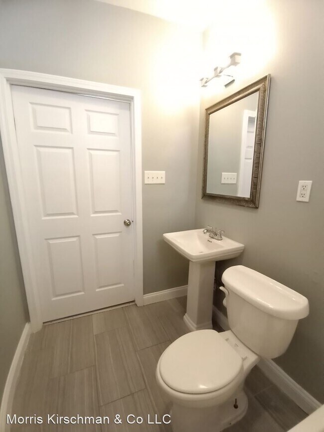 Foto del edificio - 2 br, 1 bath House - 2613 Banks St.