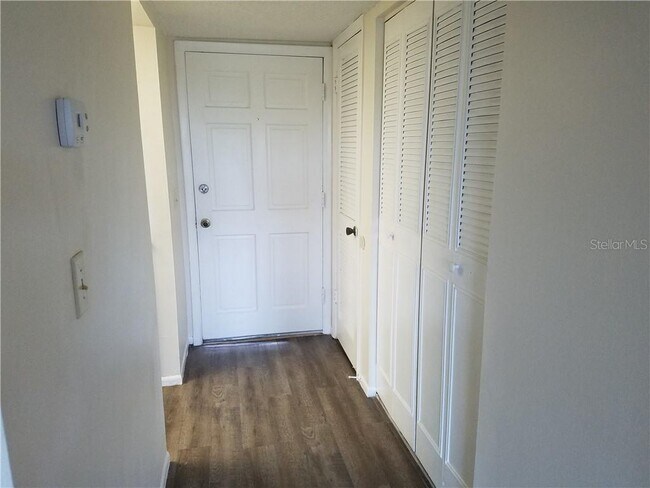 Building Photo - 220 N Bayshore Blvd