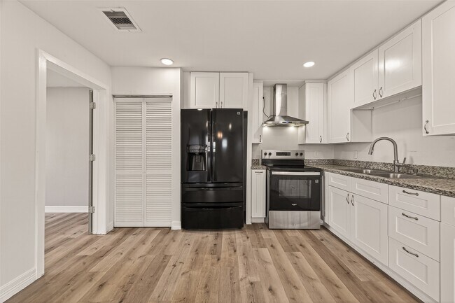 Foto del edificio - 7436 Abilene St