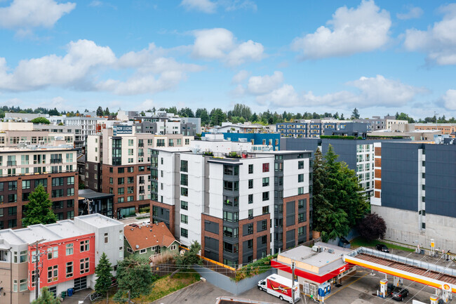 Building Photo - Theo Apartments