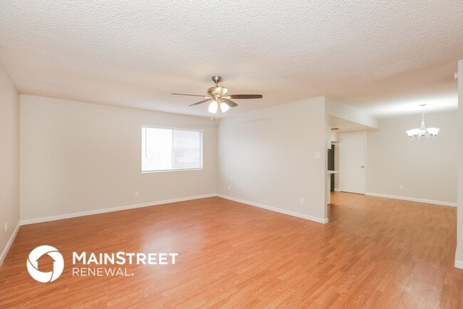 Foto del edificio - 2807 N 45th Dr