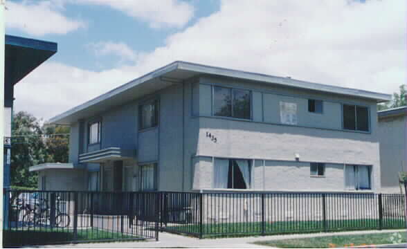 Building Photo - 1435 Carnelian Dr