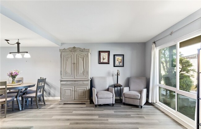 Building Photo - 4045 Via Encinas