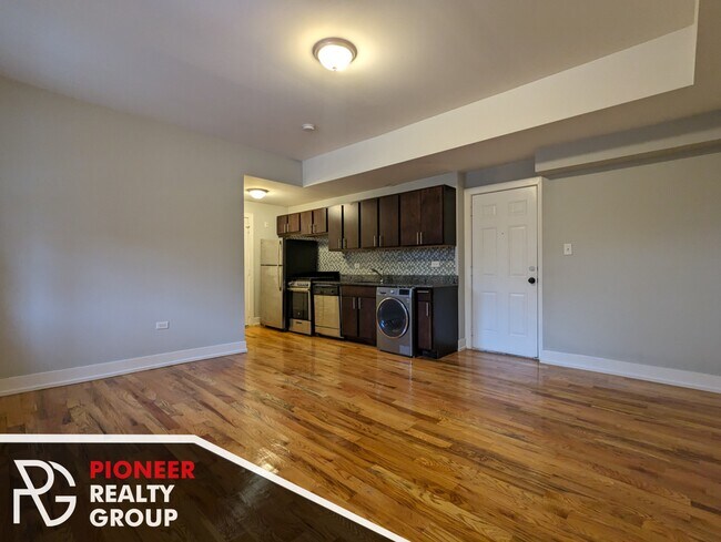 Foto del edificio - 2846 N Mildred Ave