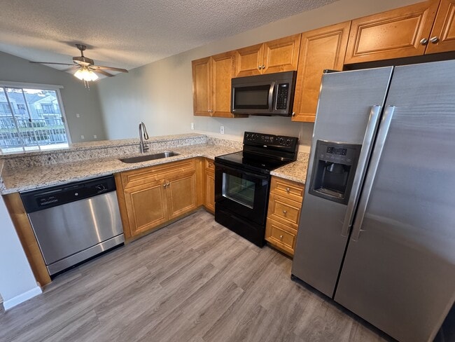 Photo - 2544 Woodgate Blvd Townhome