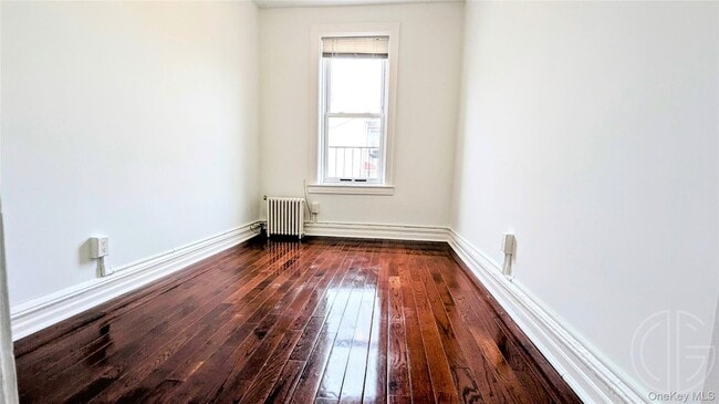 Foto del edificio - 45-07 Ditmars Blvd