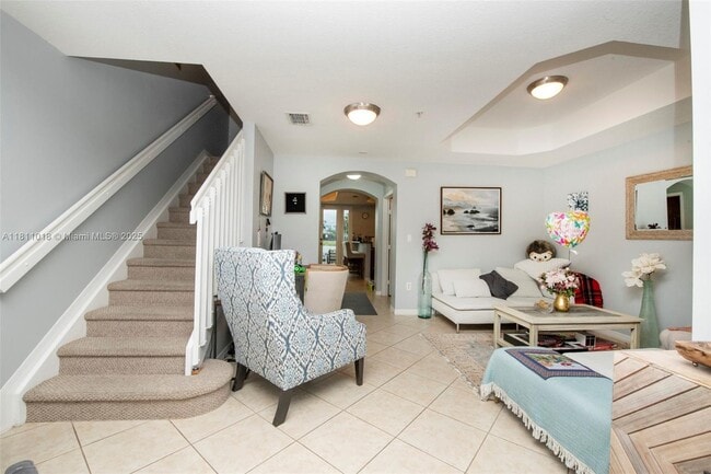Building Photo - 814 SW 143rd Terrace