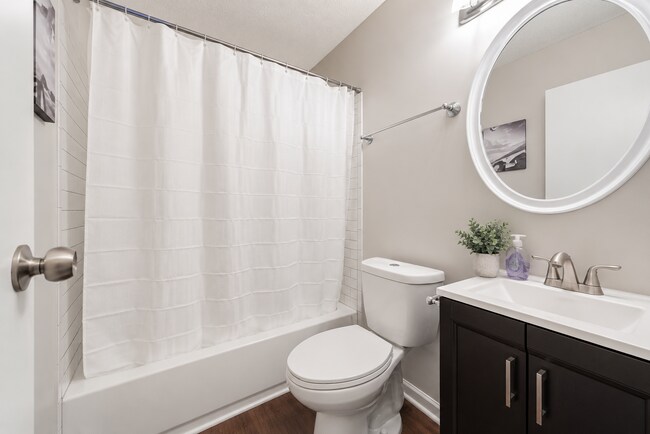 Building Photo - 1388 Colony Hill Ct