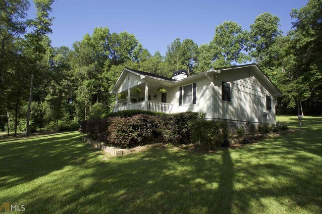 Building Photo - 6010 Sandy Creek Rd