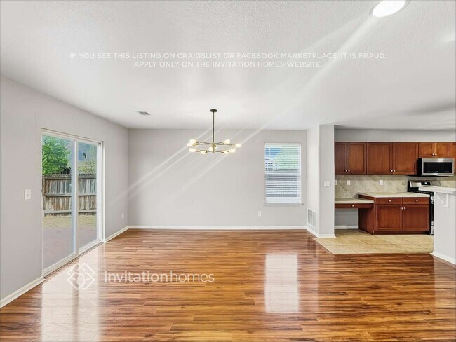 Foto del edificio - 893 Lehigh Cir