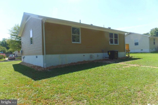Foto del edificio - 22175 Knight Ct