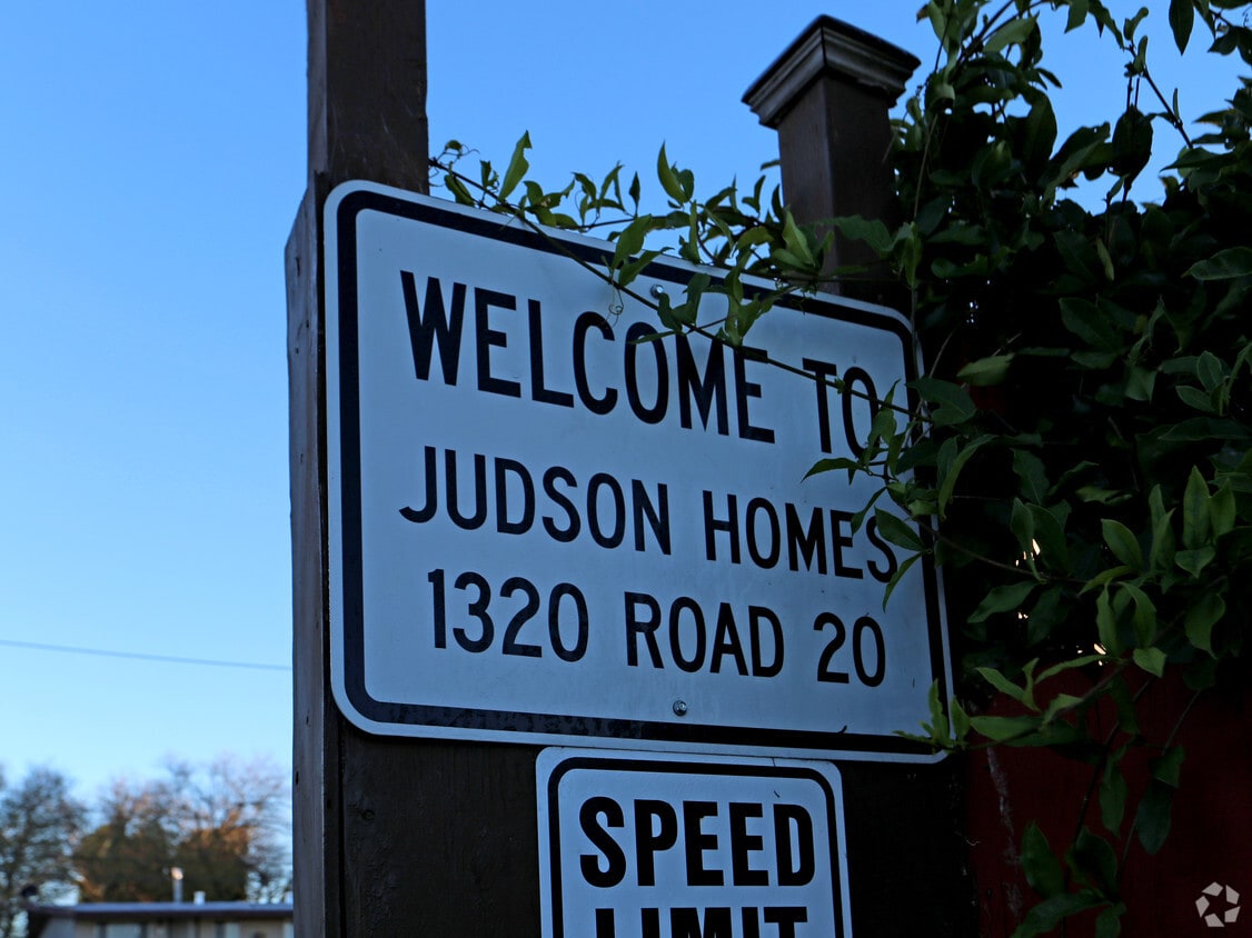 Building Photo - Judson Homes