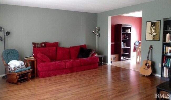 Foto del edificio - 3819 Claybridge Dr