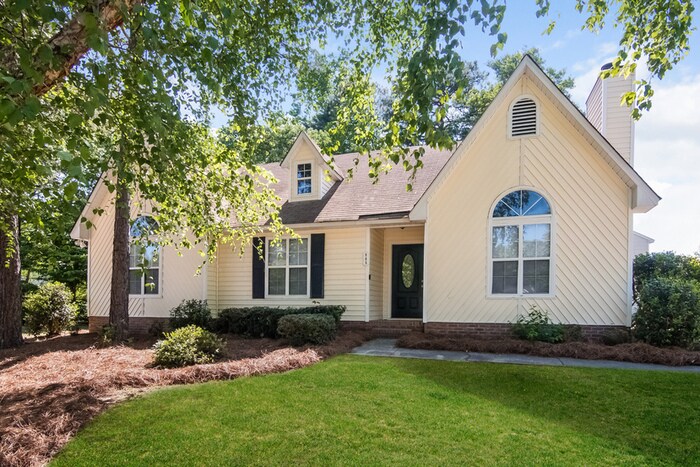 Primary Photo - Lovely Home in Winslow Subdivision