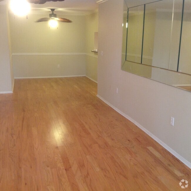 Building Photo - 12300 Apache Ave