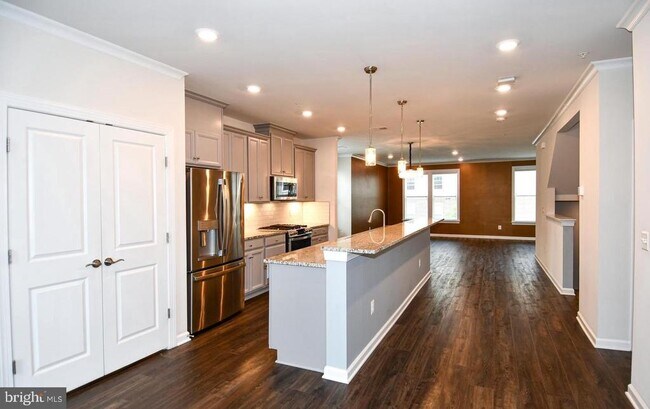 Foto del edificio - 20739 Heron Landing Dr