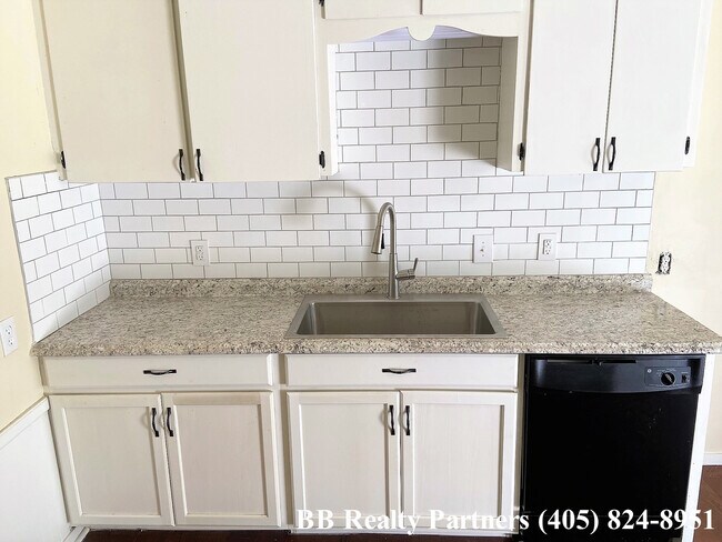 Foto del edificio - 3528 E 29th St