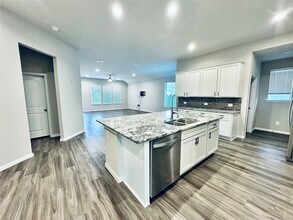 Building Photo - 1217 Antelope Passing Dr