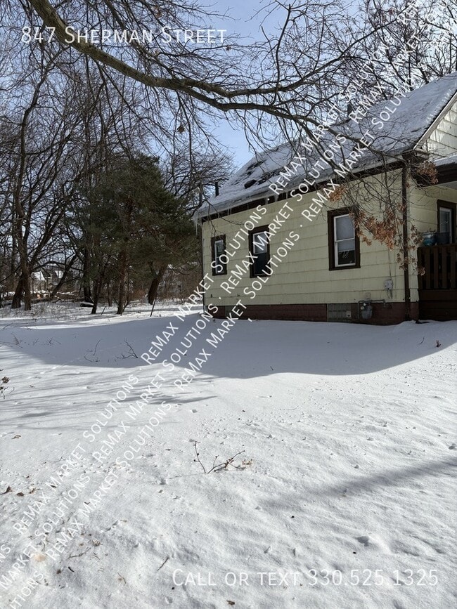 Foto del edificio - 847 Sherman St