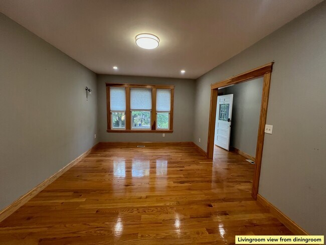 Foto del edificio - 152 Winchester St