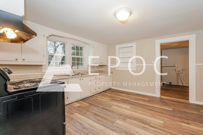 Foto del edificio - 2943 Broadbay Dr