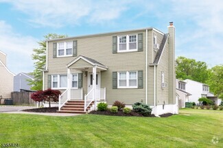 Building Photo - 200 Plainfield Rd