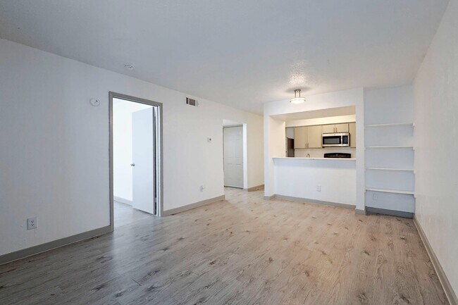 Building Photo - The Mason