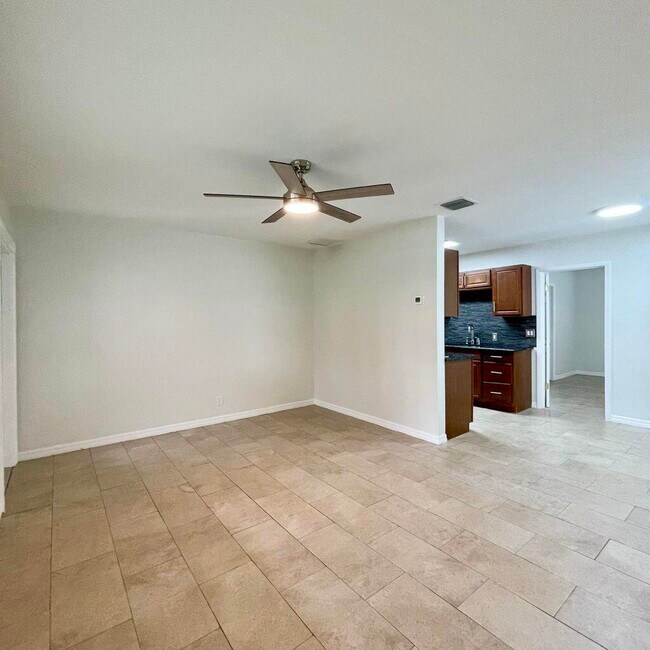 Foto del edificio - 1718 Mercer Ave