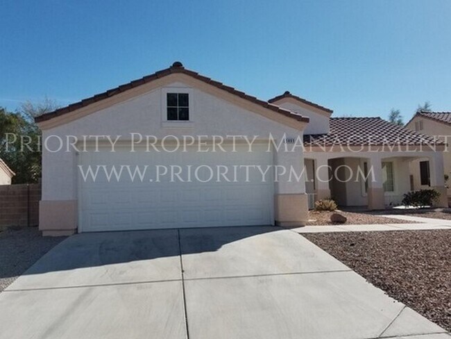 Foto del edificio - 5805 Briar Rose Ln