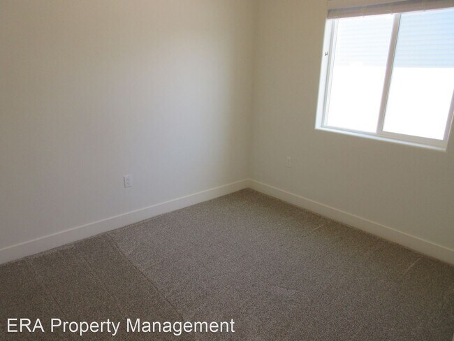 3 Br 2 Bath House 2186 N 450 W House For Rent In Cedar City Ut Apartments Com