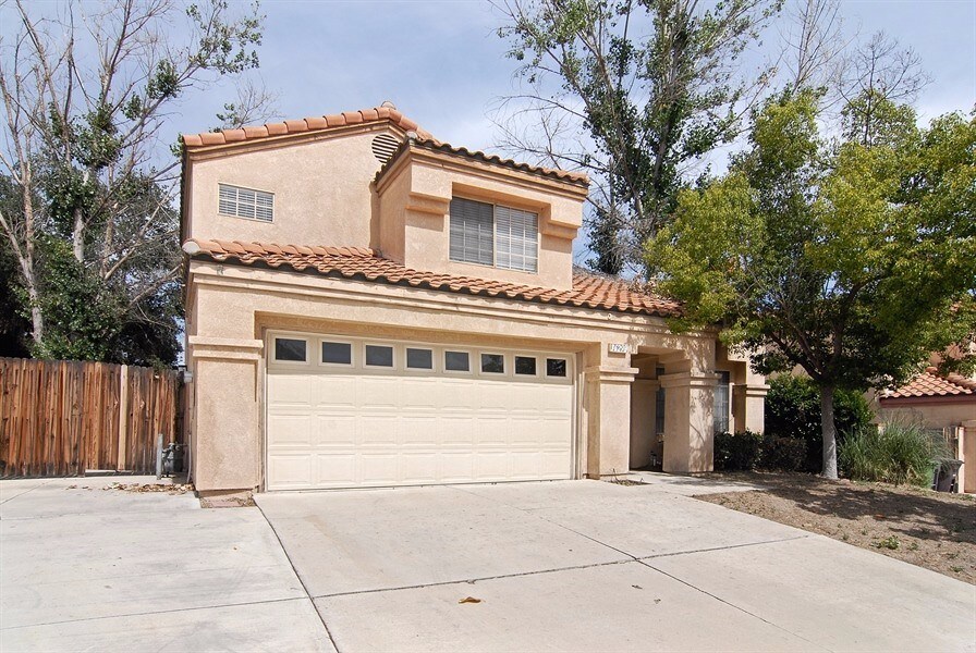 Primary Photo - 36298 Provence Dr
