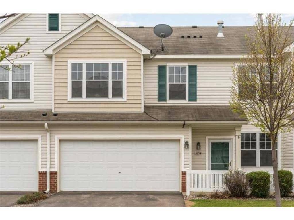 Primary Photo - 1604 Liberty Cir