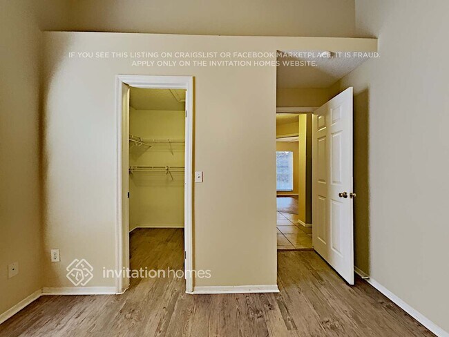 Foto del edificio - 2341 Donegan Pl