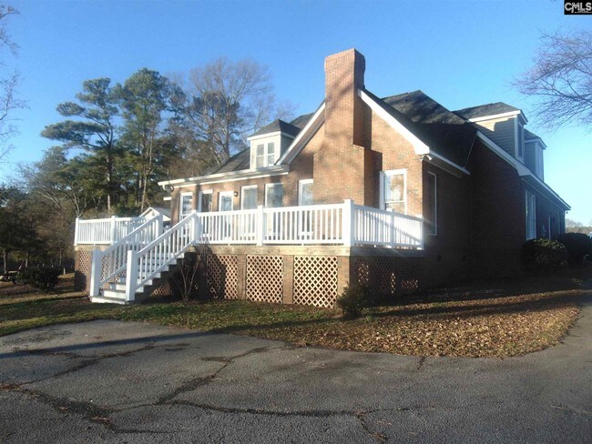 Building Photo - 112 Tom Blanchette Dr