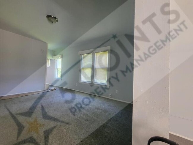 Building Photo - 382 East 152nd Street