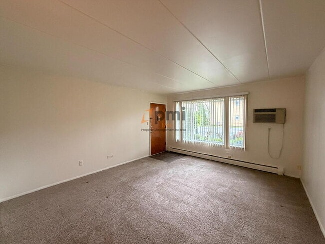 Building Photo - 111 Harrington Ave