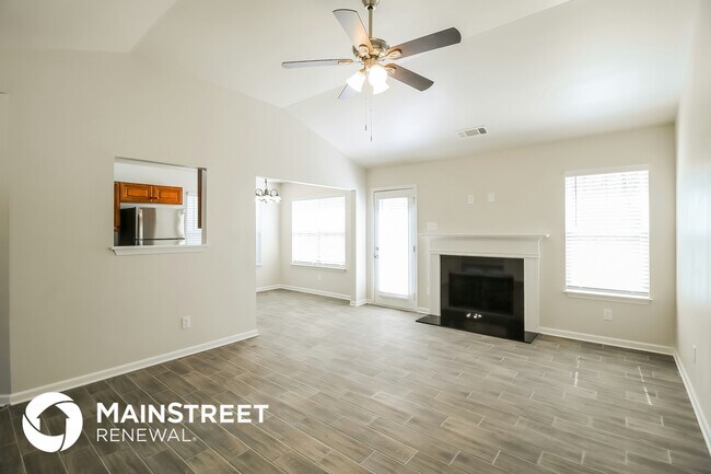 Foto del edificio - 225 Lamar Lane