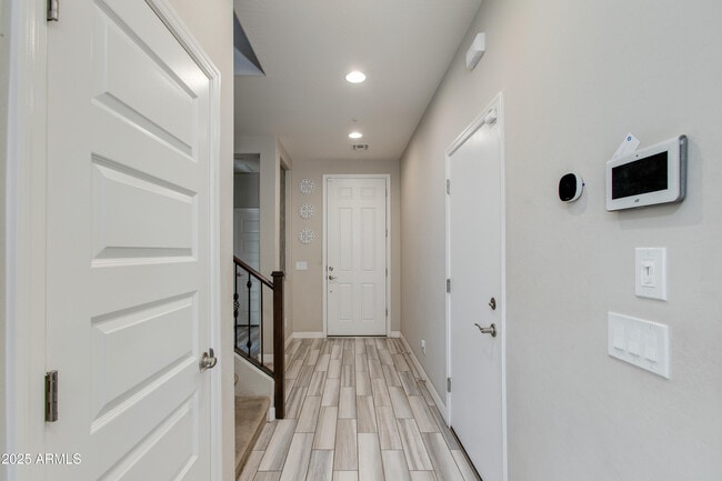Building Photo - 3668 E Ficus Way